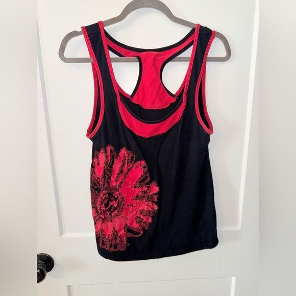 Black and Red Racerback Sleeveless Tank Top - Picture 1 of 5